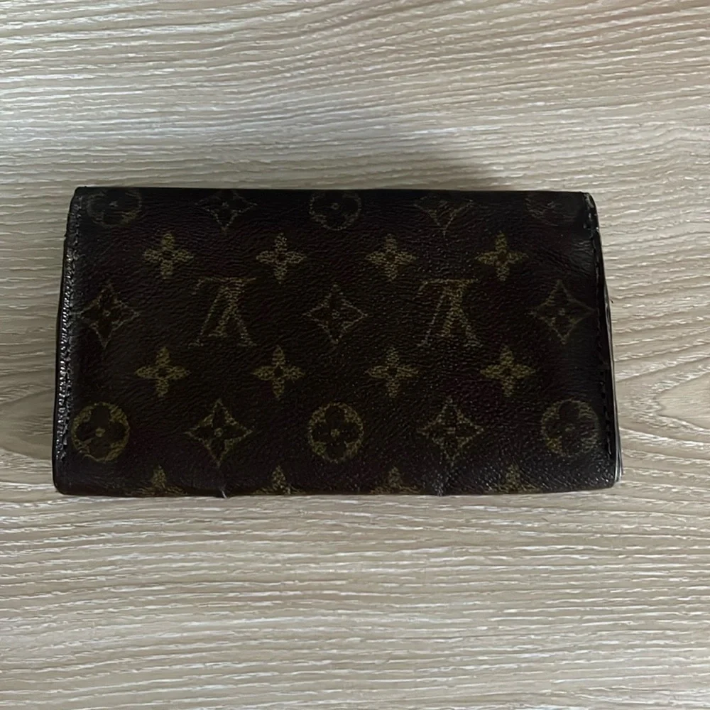 Louis Vuitton Sarah Long Wallet